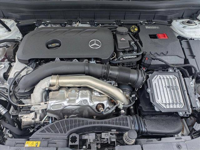 new 2025 Mercedes-Benz GLB 250 car, priced at $48,645