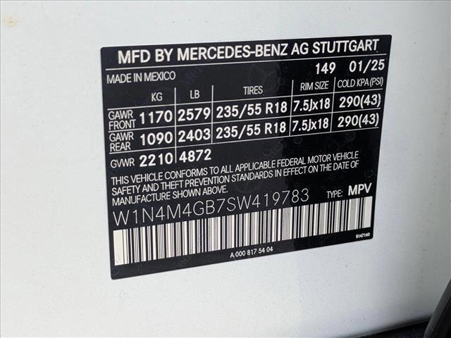 new 2025 Mercedes-Benz GLB 250 car, priced at $48,645