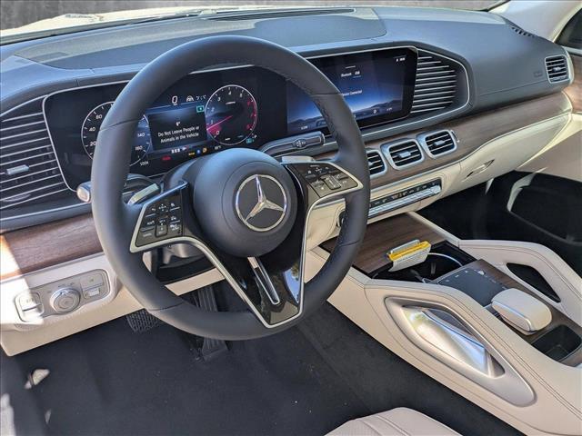new 2025 Mercedes-Benz GLE 450 car, priced at $82,880