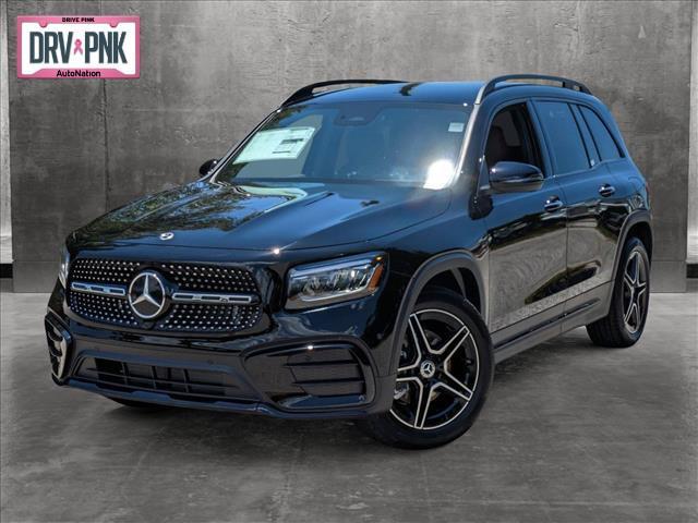 new 2024 Mercedes-Benz GLB 250 car, priced at $49,295