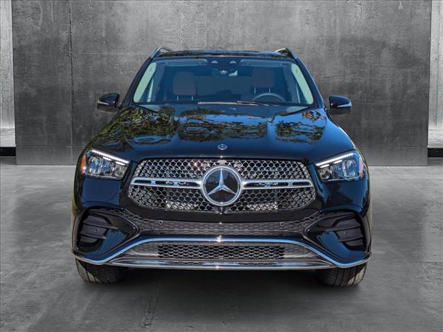 new 2025 Mercedes-Benz GLE 450 car, priced at $85,160