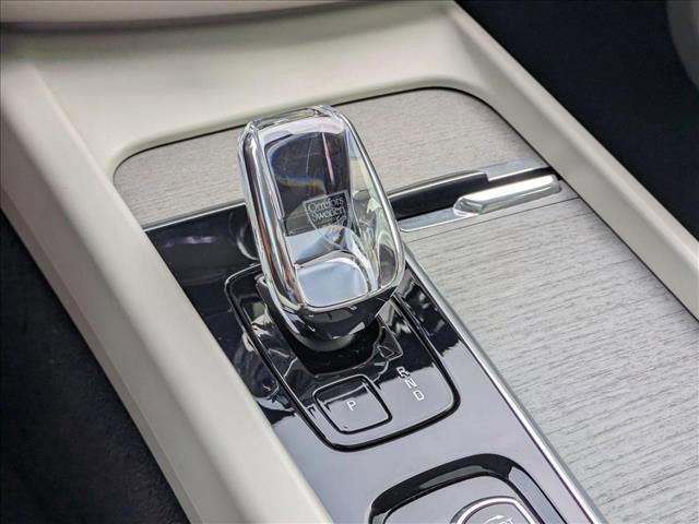used 2023 Volvo XC60 car, priced at $32,678