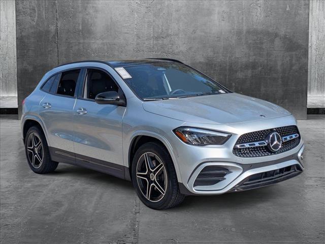 new 2025 Mercedes-Benz GLA 250 car, priced at $51,660