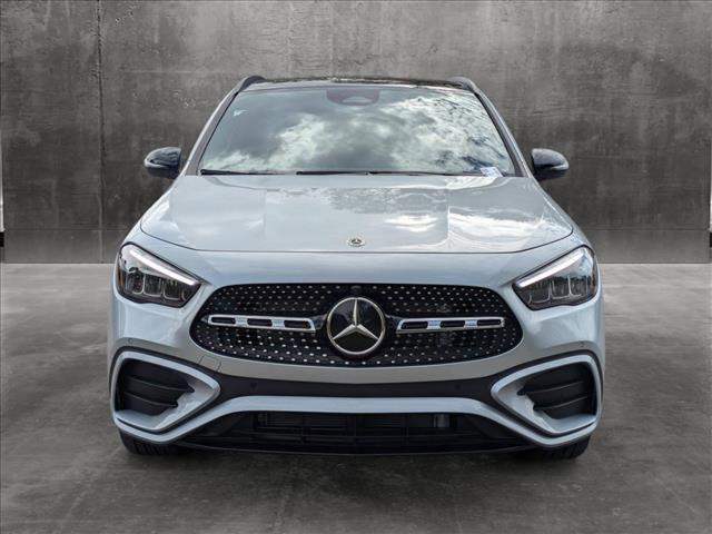 new 2025 Mercedes-Benz GLA 250 car, priced at $51,660