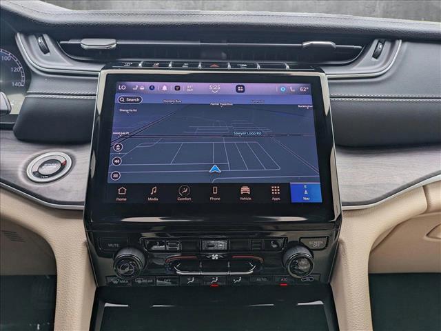 used 2024 Jeep Grand Cherokee car, priced at $37,882