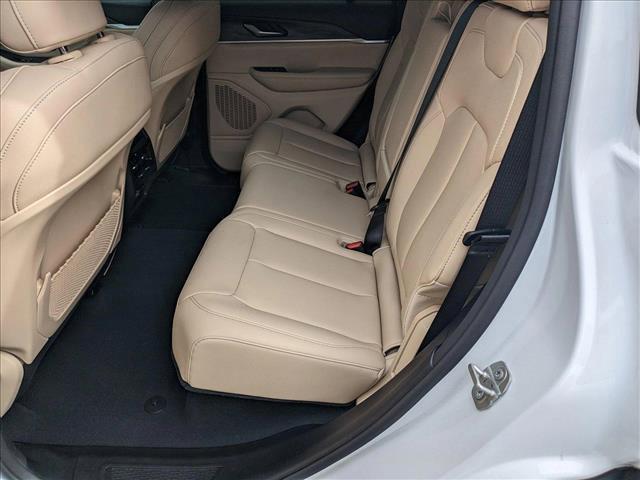 used 2024 Jeep Grand Cherokee car, priced at $37,882