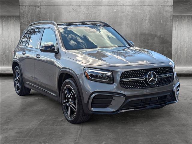 new 2025 Mercedes-Benz GLB 250 car, priced at $54,620