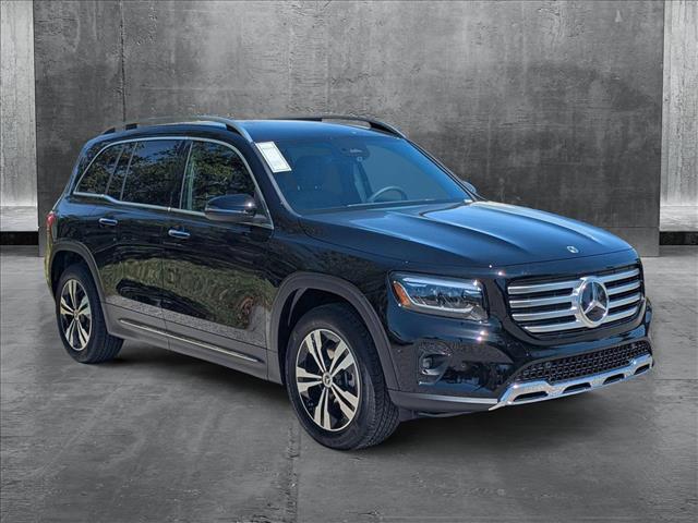 new 2025 Mercedes-Benz GLB 250 car, priced at $47,145