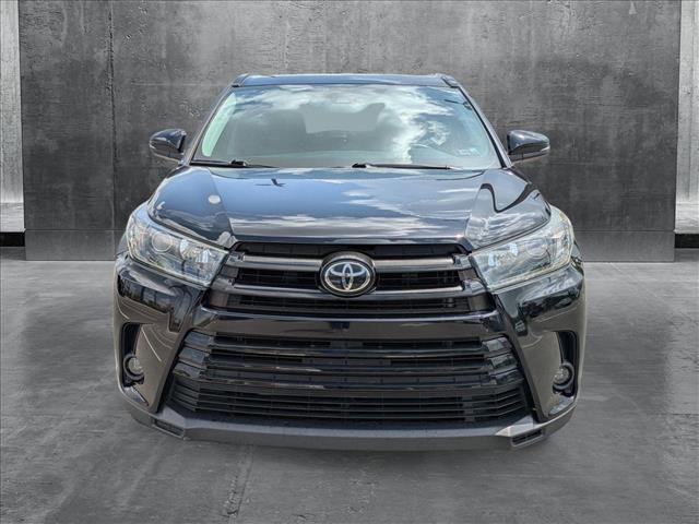 used 2019 Toyota Highlander car, priced at $24,759