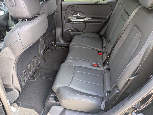 new 2025 Mercedes-Benz GLB 250 car, priced at $50,645