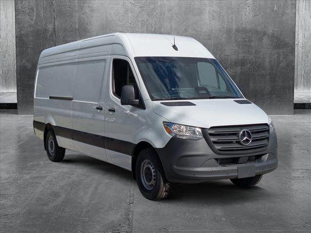 new 2025 Mercedes-Benz Sprinter 2500 car, priced at $62,126