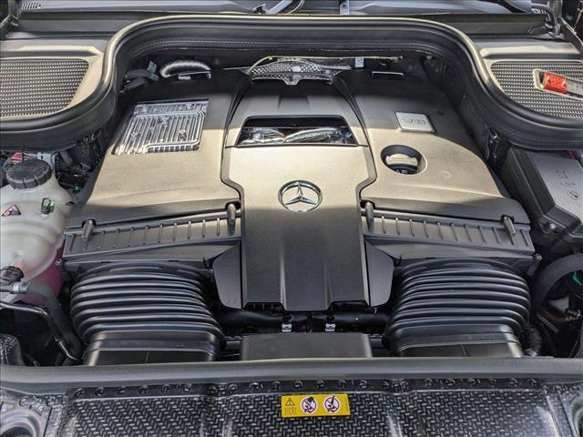 new 2025 Mercedes-Benz GLS 580 car, priced at $123,885