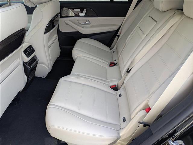 new 2025 Mercedes-Benz GLS 580 car, priced at $123,885