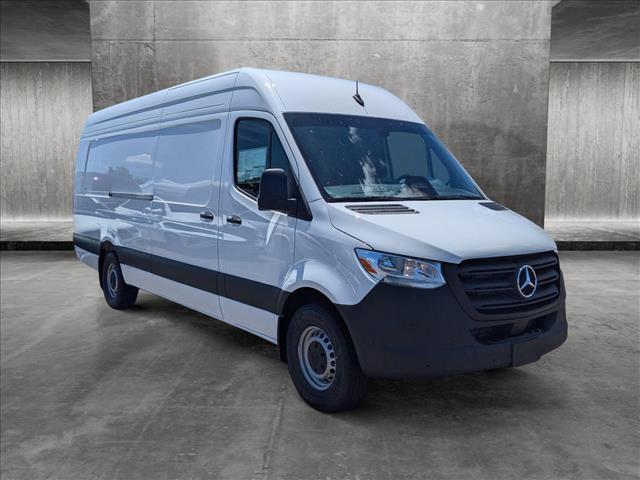 new 2025 Mercedes-Benz Sprinter 2500 car, priced at $67,407