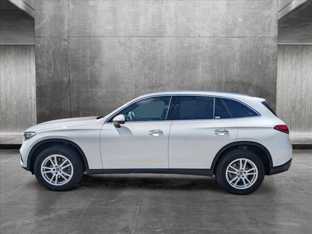 new 2025 Mercedes-Benz GLC 300 car, priced at $52,250