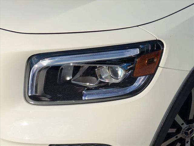used 2022 Mercedes-Benz GLB 250 car, priced at $32,437