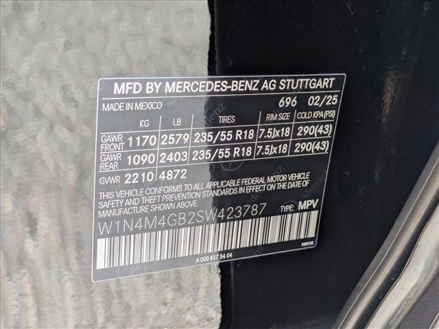 new 2025 Mercedes-Benz GLB 250 car, priced at $49,580