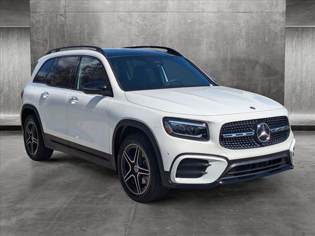 new 2025 Mercedes-Benz GLB 250 car, priced at $56,630