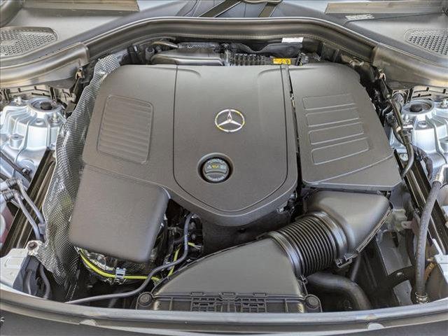 new 2026 Mercedes-Benz GLC 300 car, priced at $58,585