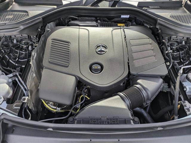 new 2025 Mercedes-Benz GLC 300 car, priced at $50,815