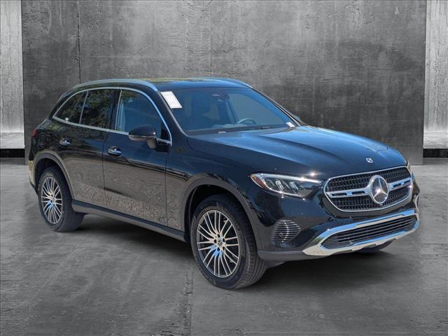 new 2025 Mercedes-Benz GLC 300 car, priced at $51,415