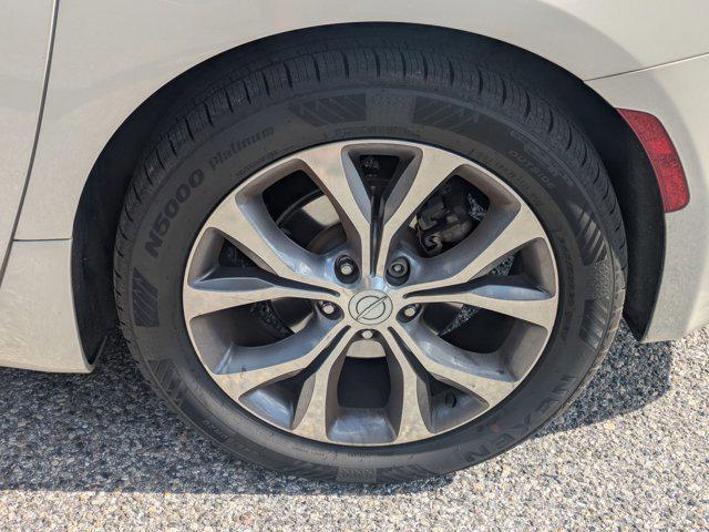 used 2020 Chrysler Pacifica car, priced at $24,998