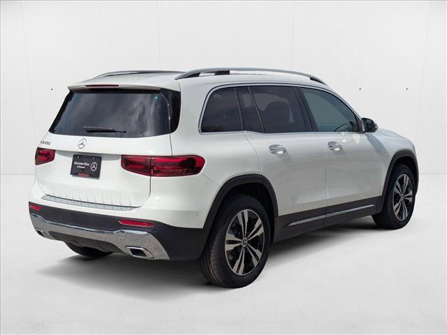 new 2025 Mercedes-Benz GLB 250 car, priced at $49,580