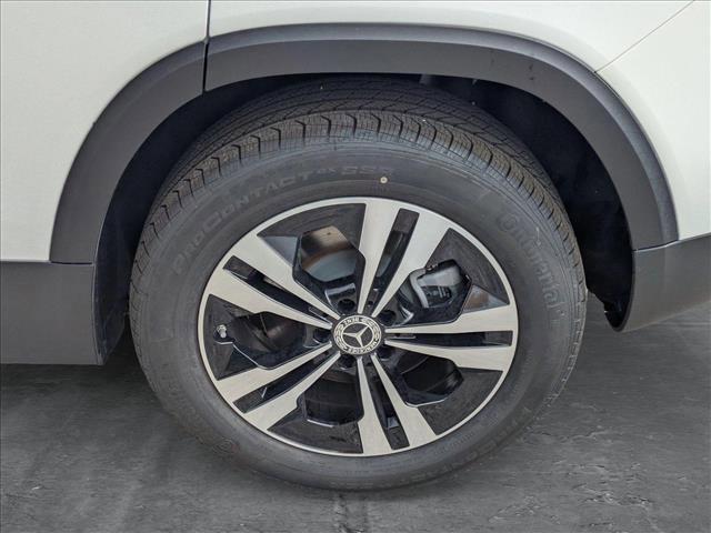 new 2025 Mercedes-Benz GLB 250 car, priced at $49,580