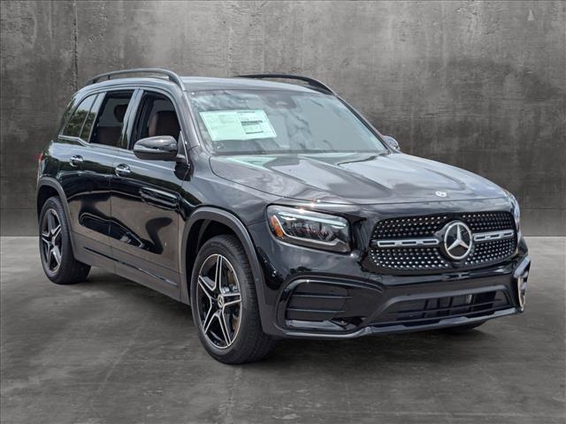 new 2024 Mercedes-Benz GLB 250 car, priced at $52,945