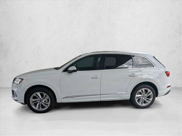 used 2024 Audi Q7 car, priced at $39,182