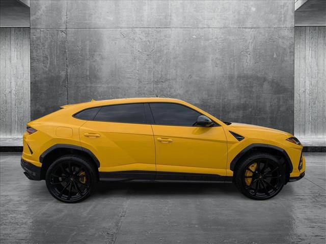 used 2020 Lamborghini Urus car, priced at $182,497