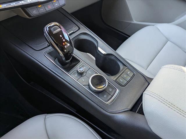 used 2022 Cadillac XT4 car, priced at $27,657