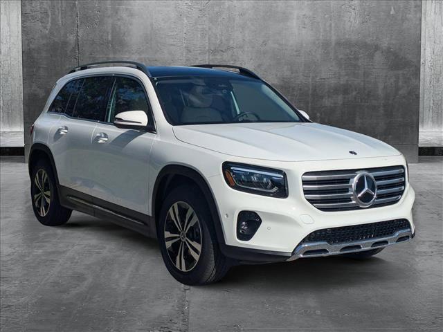 new 2025 Mercedes-Benz GLB 250 car, priced at $50,735