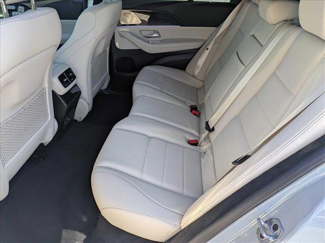 new 2025 Mercedes-Benz GLE 450 car, priced at $88,630