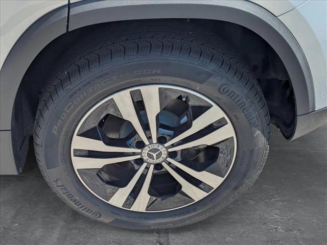 new 2025 Mercedes-Benz GLA 250 car, priced at $51,935