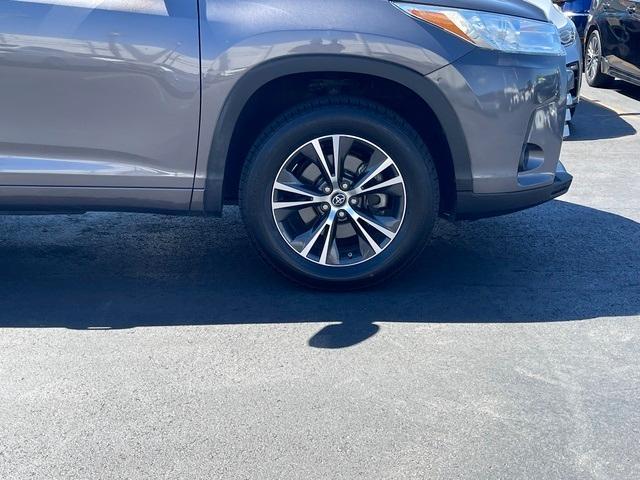 used 2018 Toyota Highlander car, priced at $22,100