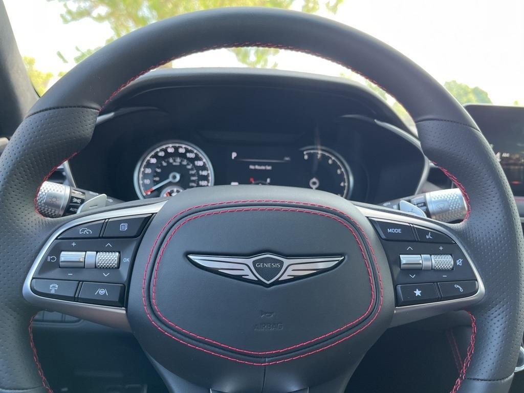 new 2025 Genesis G70 car, priced at $55,595