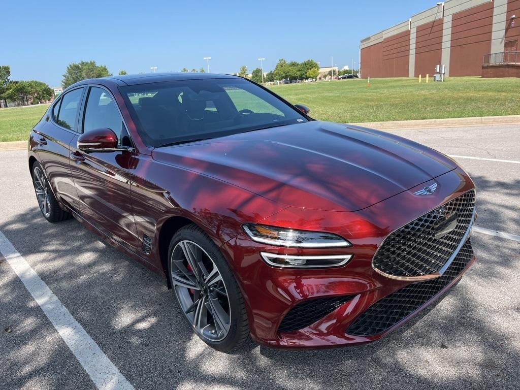 new 2025 Genesis G70 car, priced at $55,595