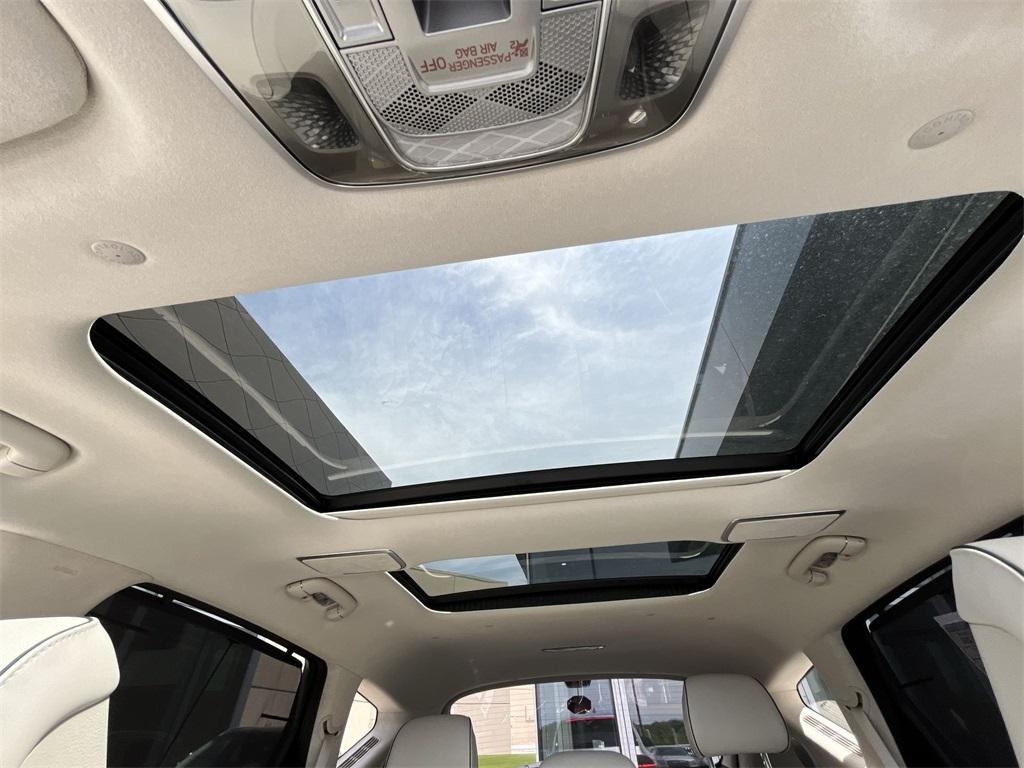new 2025 Genesis GV80 car, priced at $81,178
