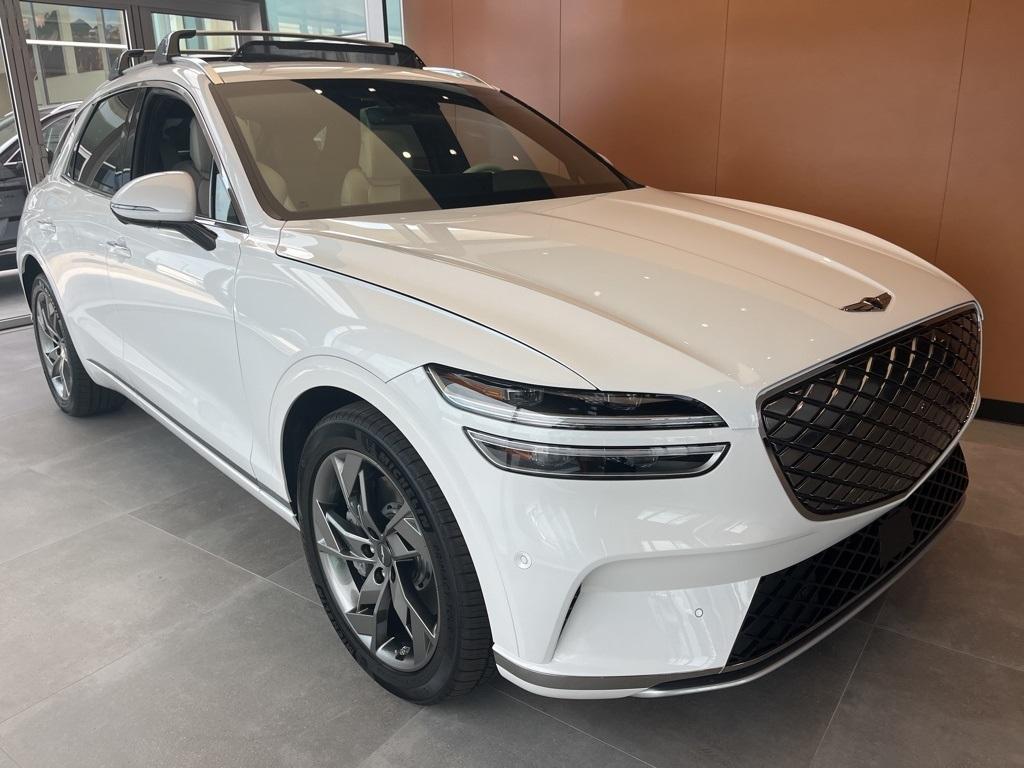 new 2025 Genesis Electrified GV70 car, priced at $68,400