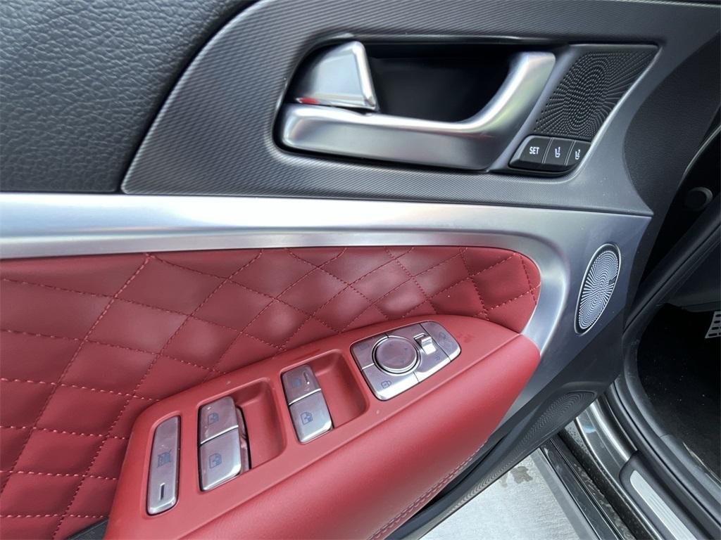 new 2025 Genesis G70 car, priced at $51,673