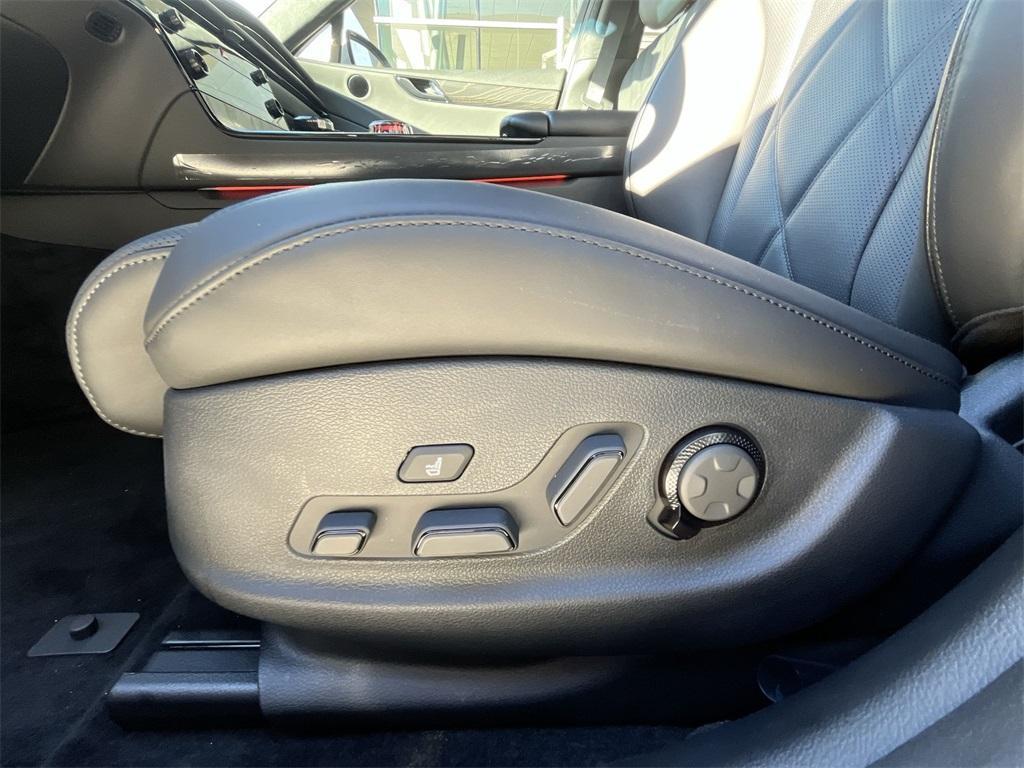 new 2026 Genesis G80 car, priced at $81,495