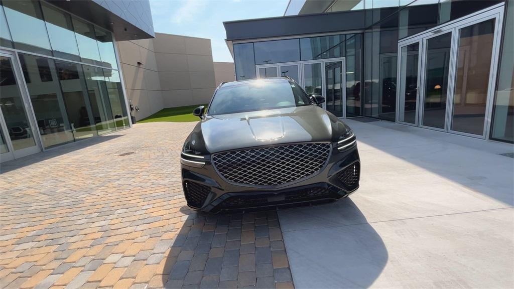 new 2025 Genesis GV70 car, priced at $61,599