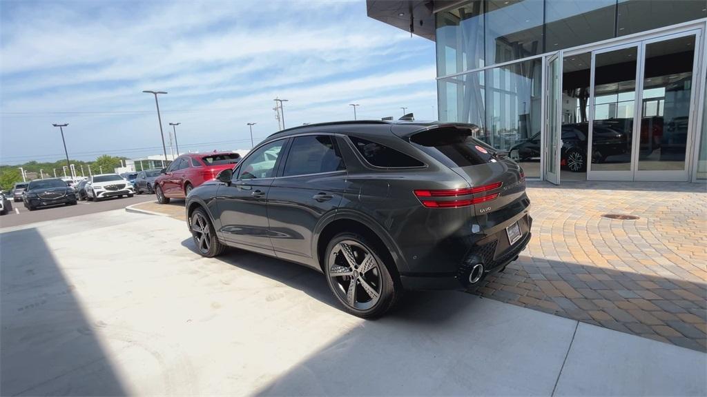 new 2025 Genesis GV70 car, priced at $61,599