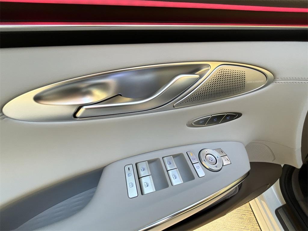 new 2026 Genesis GV70 car, priced at $59,270