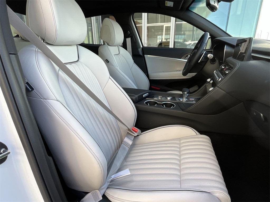 new 2026 Genesis G70 car, priced at $55,170