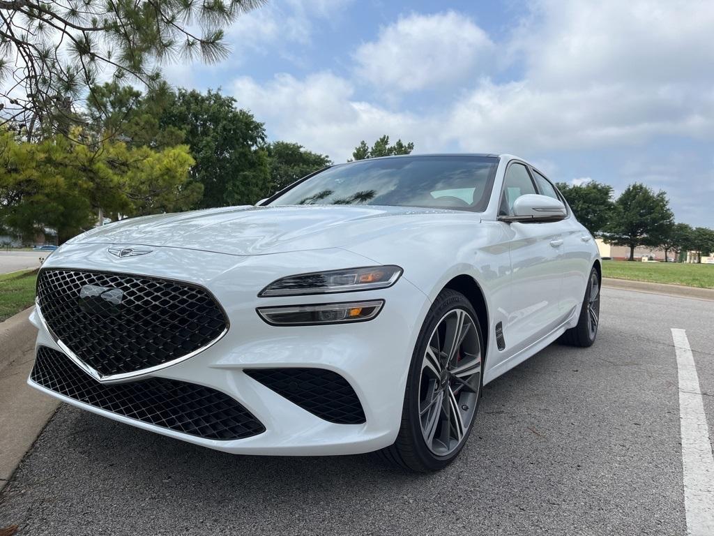 new 2025 Genesis G70 car, priced at $46,945