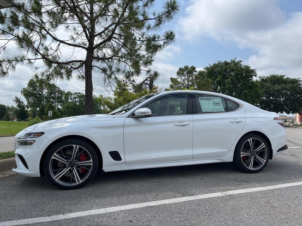 new 2025 Genesis G70 car, priced at $45,507