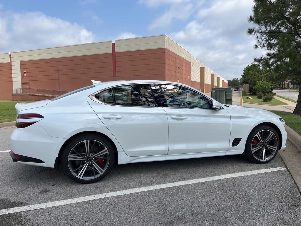 new 2025 Genesis G70 car, priced at $45,507