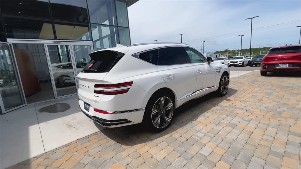 new 2025 Genesis GV80 car, priced at $80,295